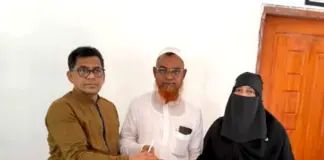 গোপালগঞ্জে ৪ লাখ টাকার অনুদান বিতরণ