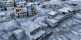 Tibet - 1225 killed in floods in Nepal, 4757 missing