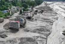 Nepal - The death toll from floods in Tibet rises to 1,301, 5,339